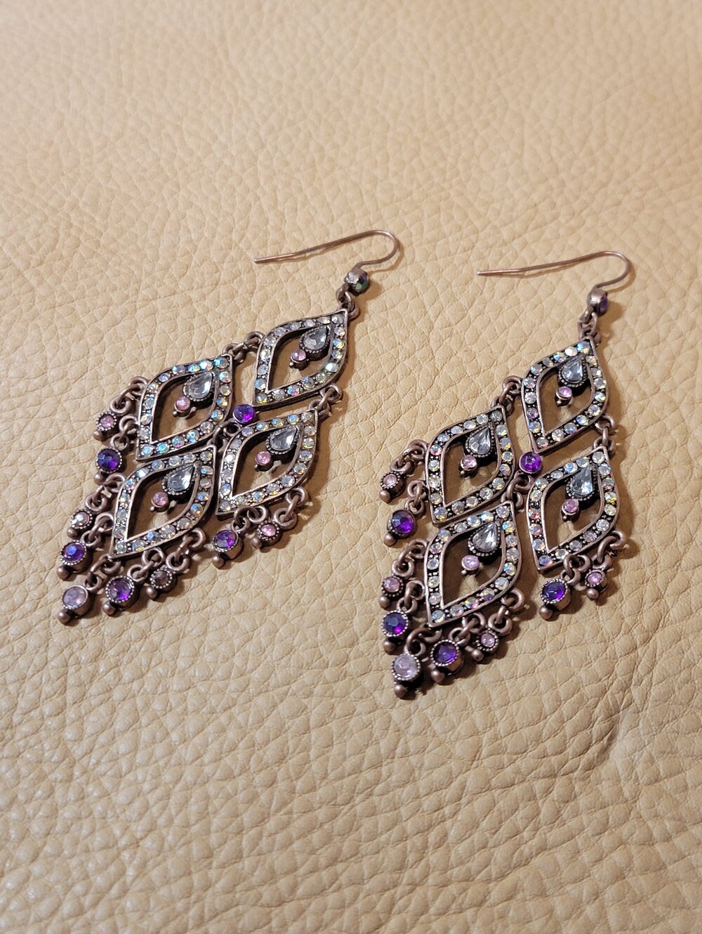 Bohemian Filigree Chandlier Dangle Earrings in Purple Pinkand Iridescent Crystal - Picture 7 of 8